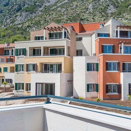 Lavender Bay Apartment F8 Donji Morinj Dış mekan fotoğraf