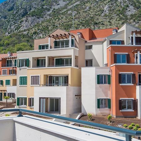 Lavender Bay Apartment F8 Donji Morinj Dış mekan fotoğraf