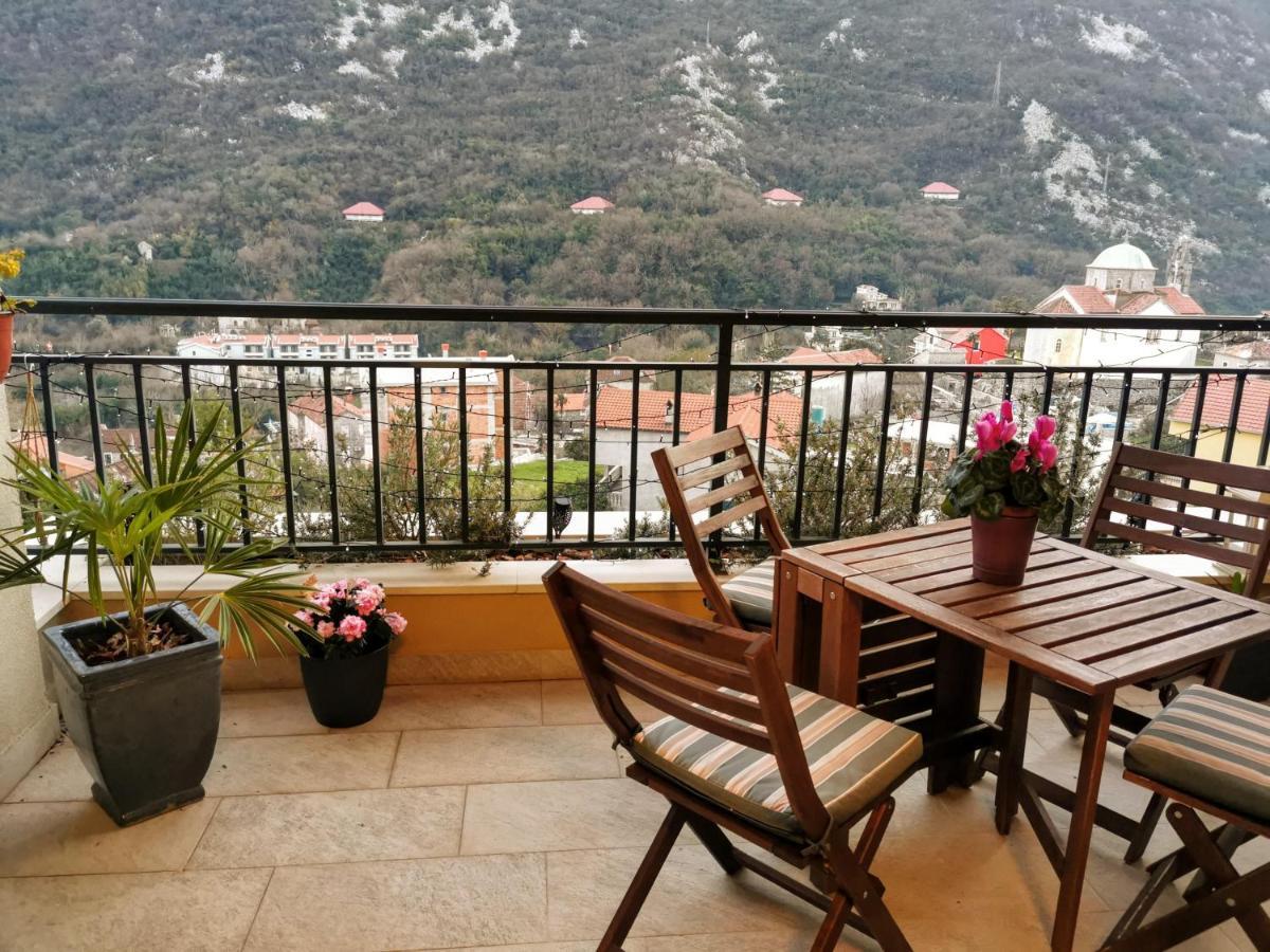 Lavender Bay Apartment F8 Donji Morinj Dış mekan fotoğraf